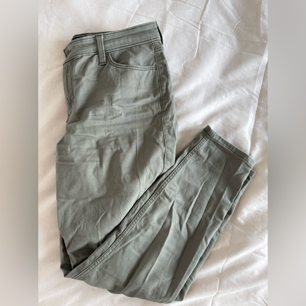 Hollister high rise super skinny green olive pants jeans - size 29R 8R